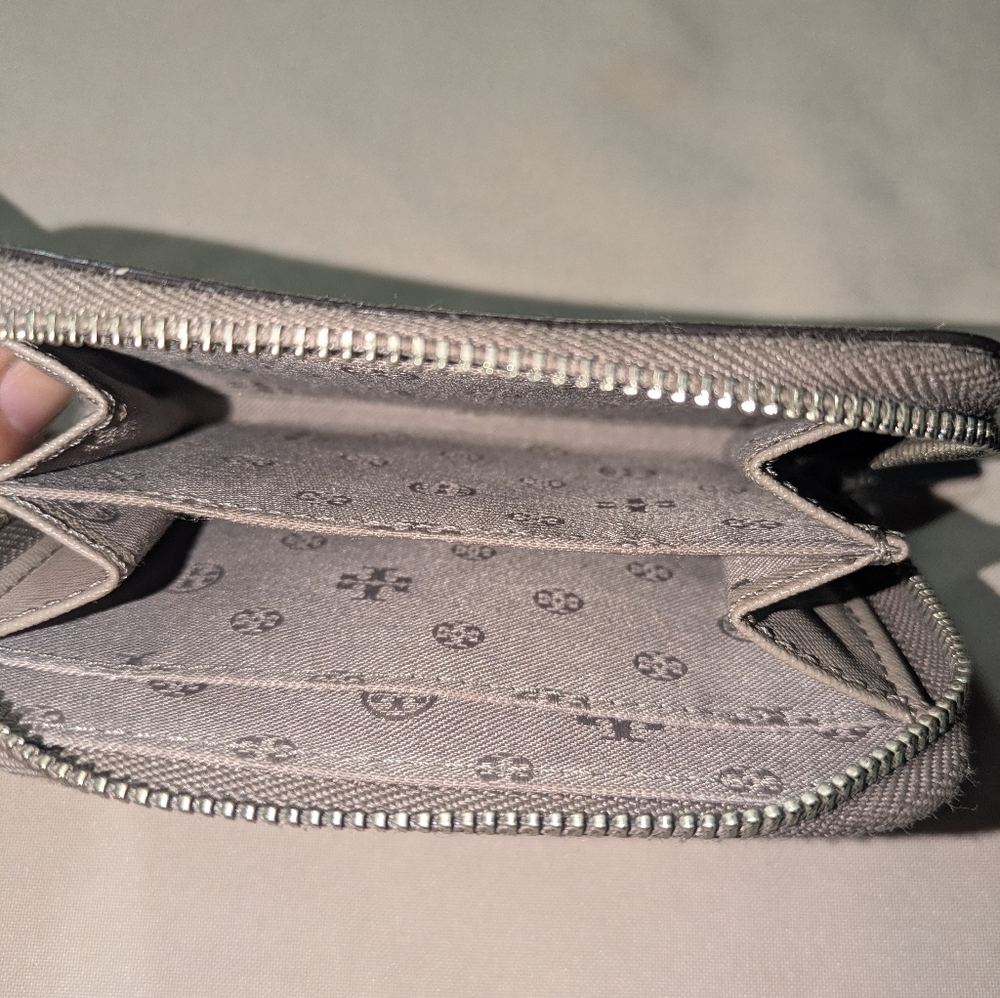Tory Burch Mini Wallet - Picture 2 of 5